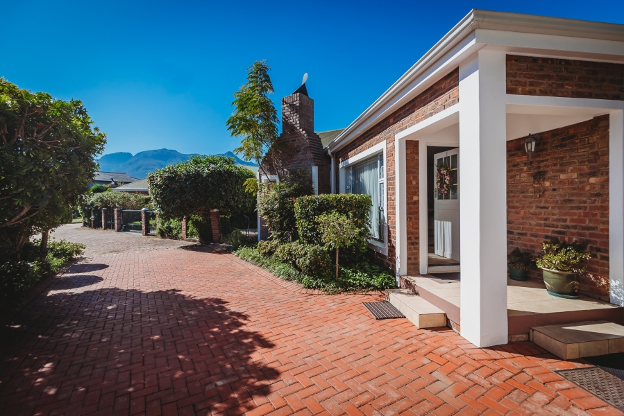 3 Bedroom Property for Sale in Heather Park Western Cape
